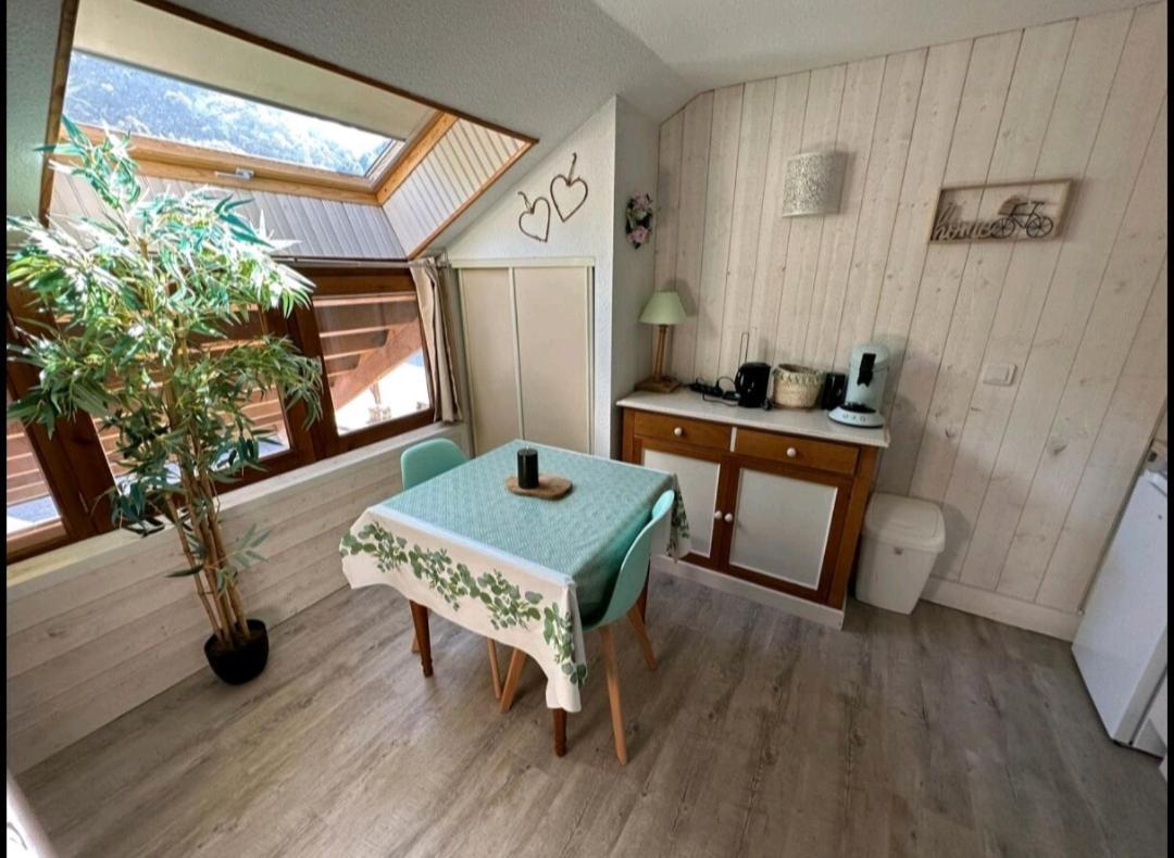 Le Cosy Liberty Apartment Ustou ภายนอก รูปภาพ