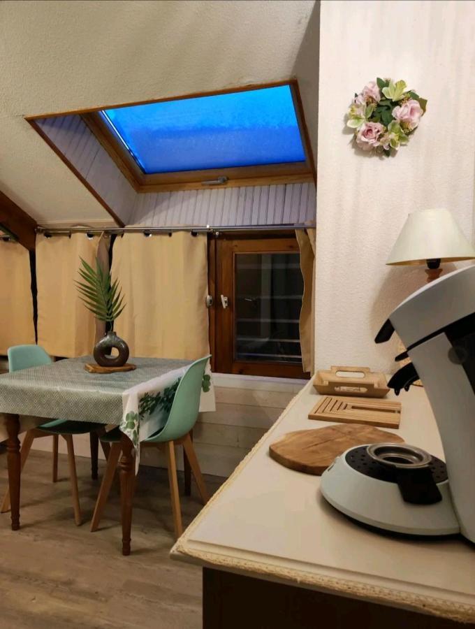 Le Cosy Liberty Apartment Ustou ภายนอก รูปภาพ